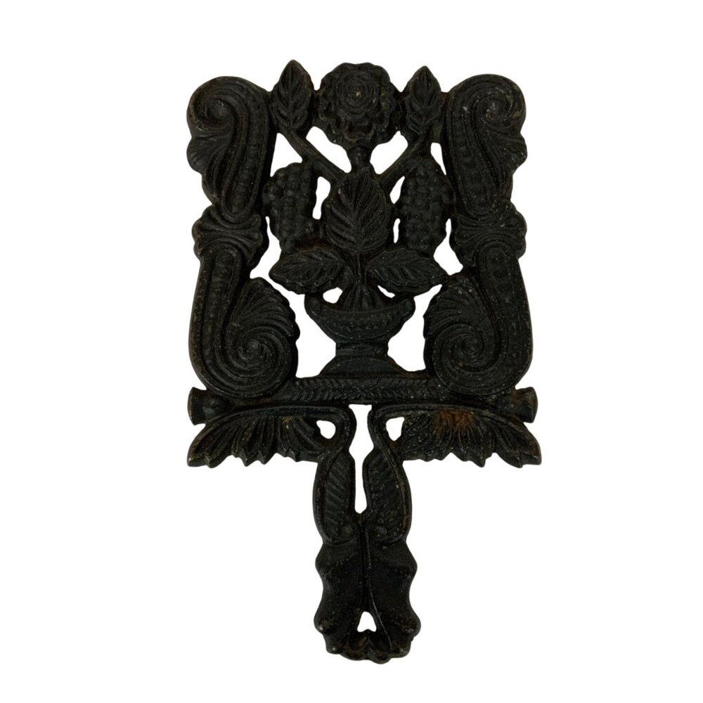 Vintage Black Cast Iron Trivet Colonial Grapes 9-2 by Virginia Metalcrafters